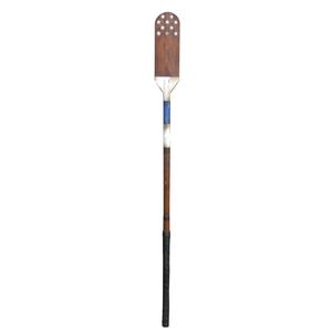 Photo DVI1800 : Aged wood oar