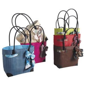 Photo SFA2233C : Colored raffia matting bag