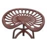 Tabouret tracteur pivotant en métal rouge antique