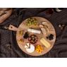 Round acacia cutting board